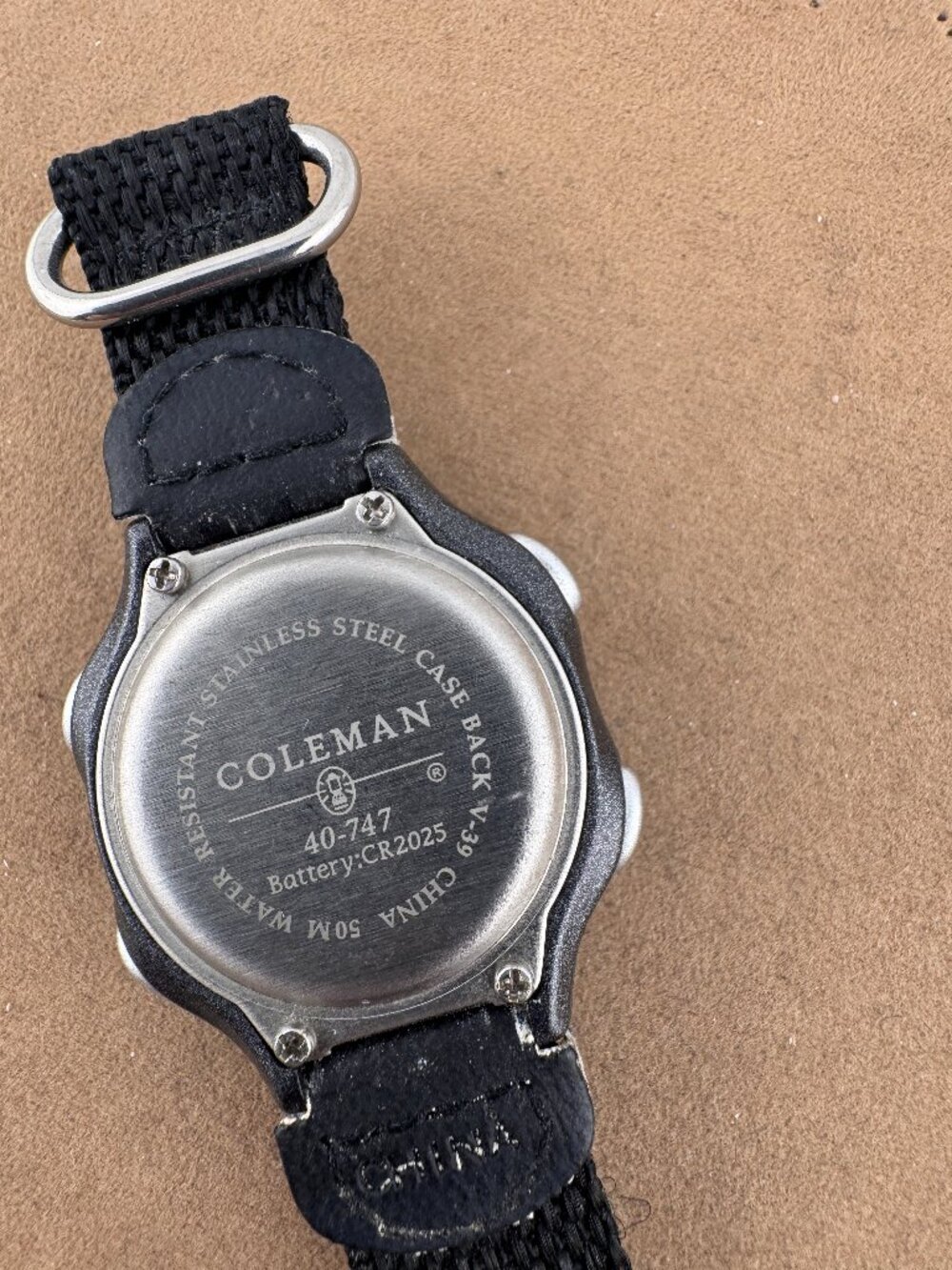 Vintage Colman Digital Watch with 12/24 Time, with Working Light - Picture 6 of 7